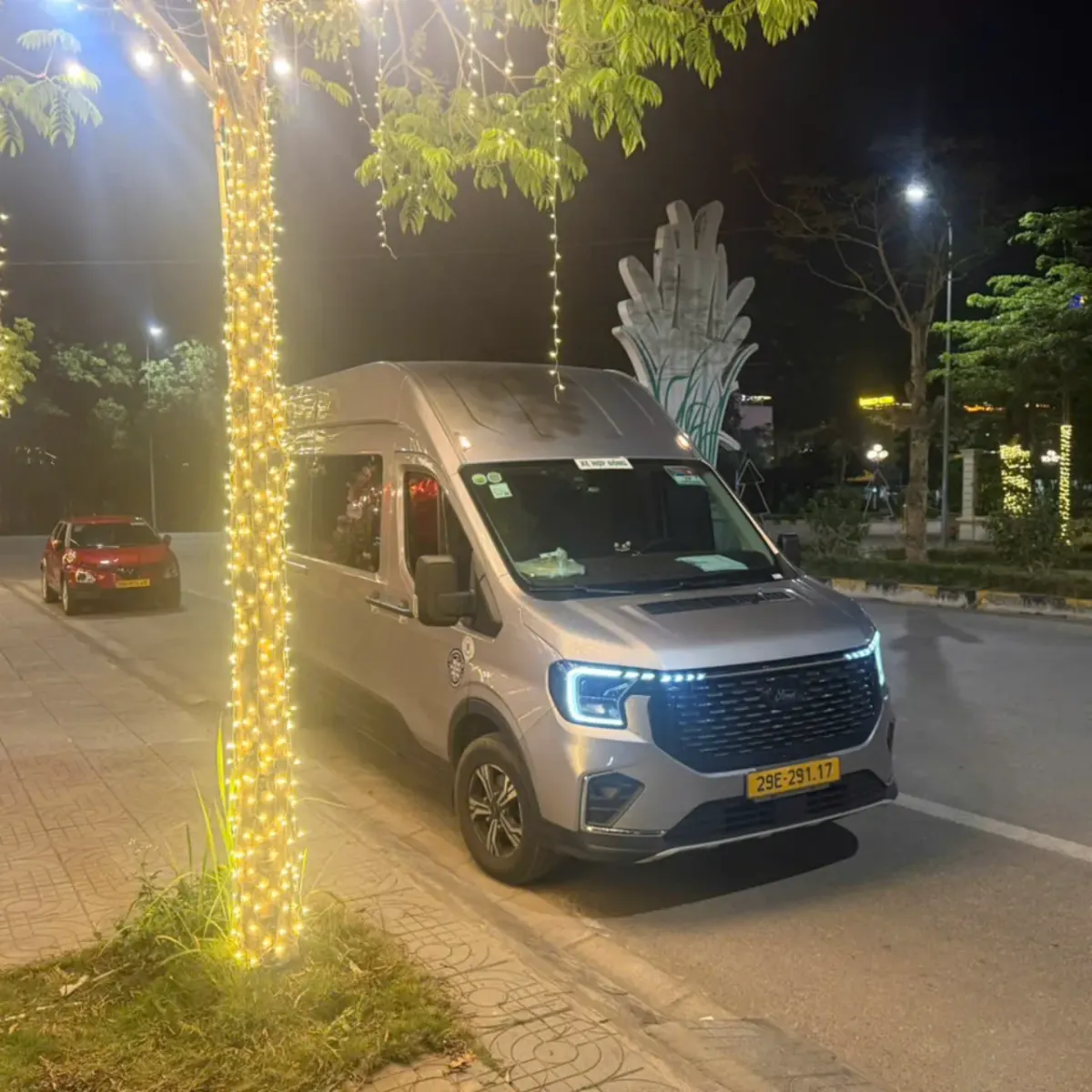 Thuê xe 16 chỗ Bắc Ninh đi du lịch Tràng An, Ninh Bình