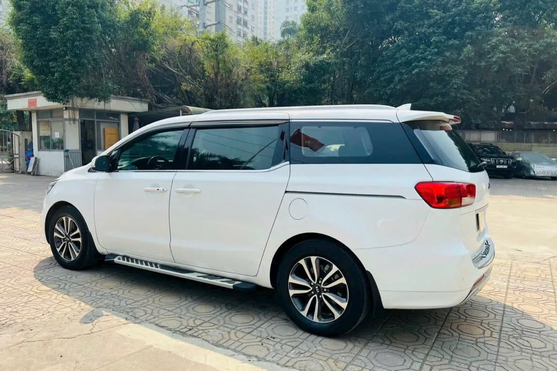 Thuê xe 7 chỗ Bắc Ninh đi chùa Tam Chúc