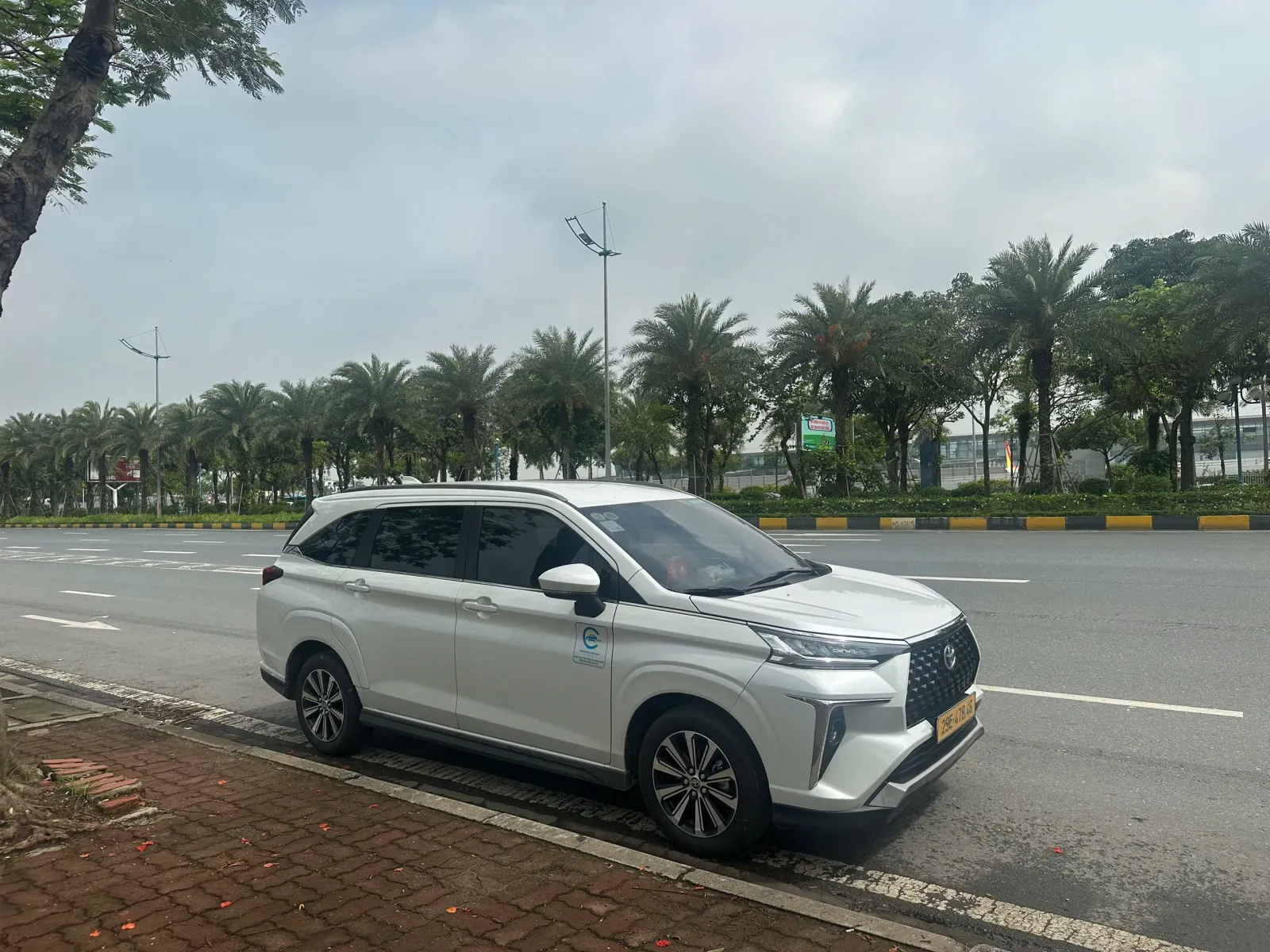 Thuê xe 7 chỗ Bắc Ninh đi du lịch Tuyên Quang Thuê xe 7 chỗ Bắc Ninh đi du lịch Tuyên Quang