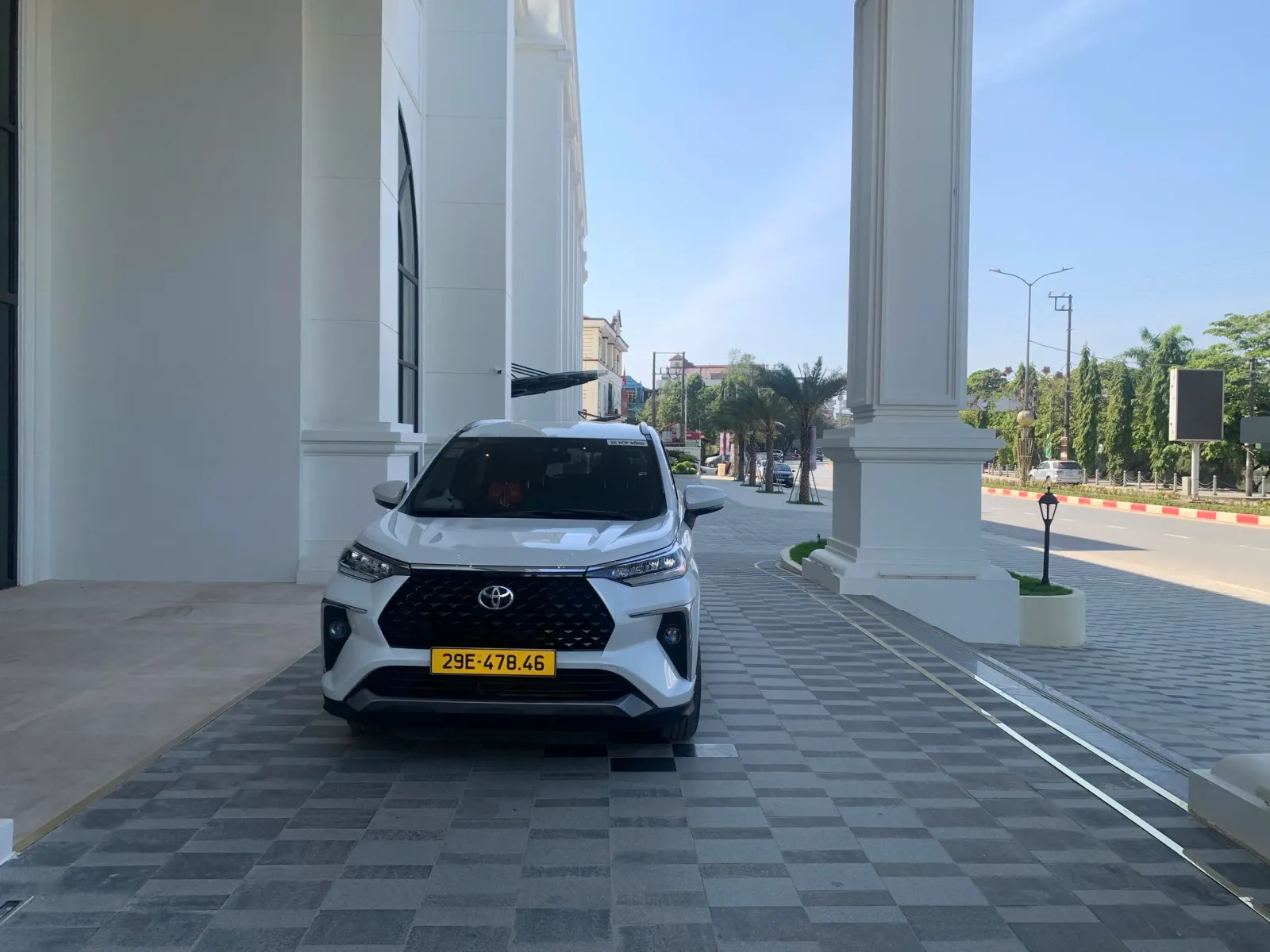 Thuê xe 7 chỗ Bắc Ninh trọn gói giá rẻ