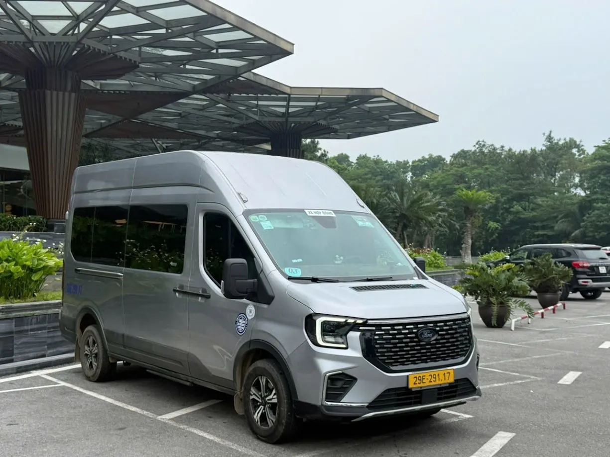 Xe 16 chỗ Bắc Ninh đi Hạ Long