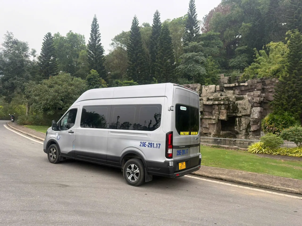 Xe 16 chỗ Bắc Ninh đi suối nước nóng Bò Ấm Xe 16 chỗ Bắc Ninh đi suối nước nóng Bò Ấm