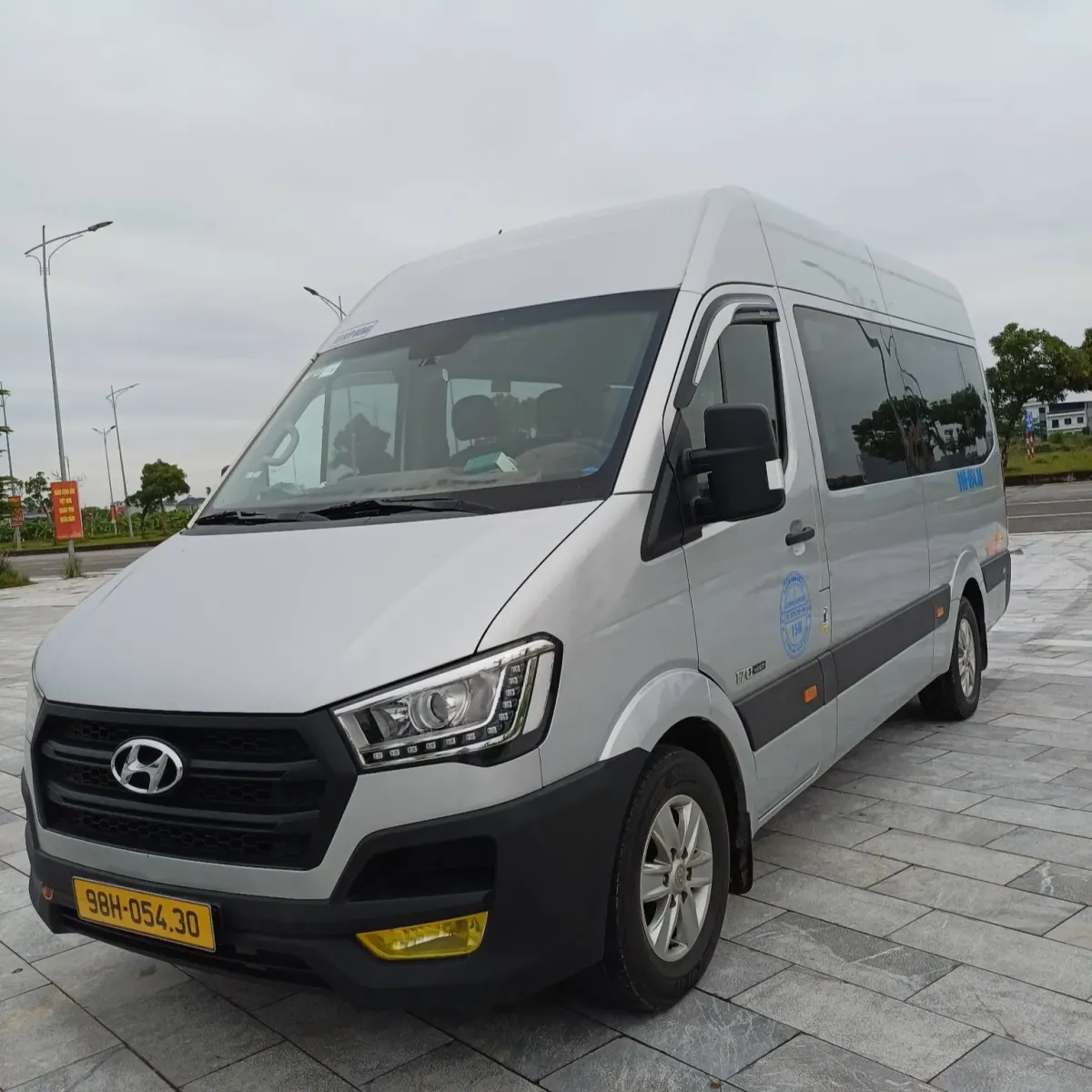 Xe 16 chỗ Solati tỉnh Bắc Ninh