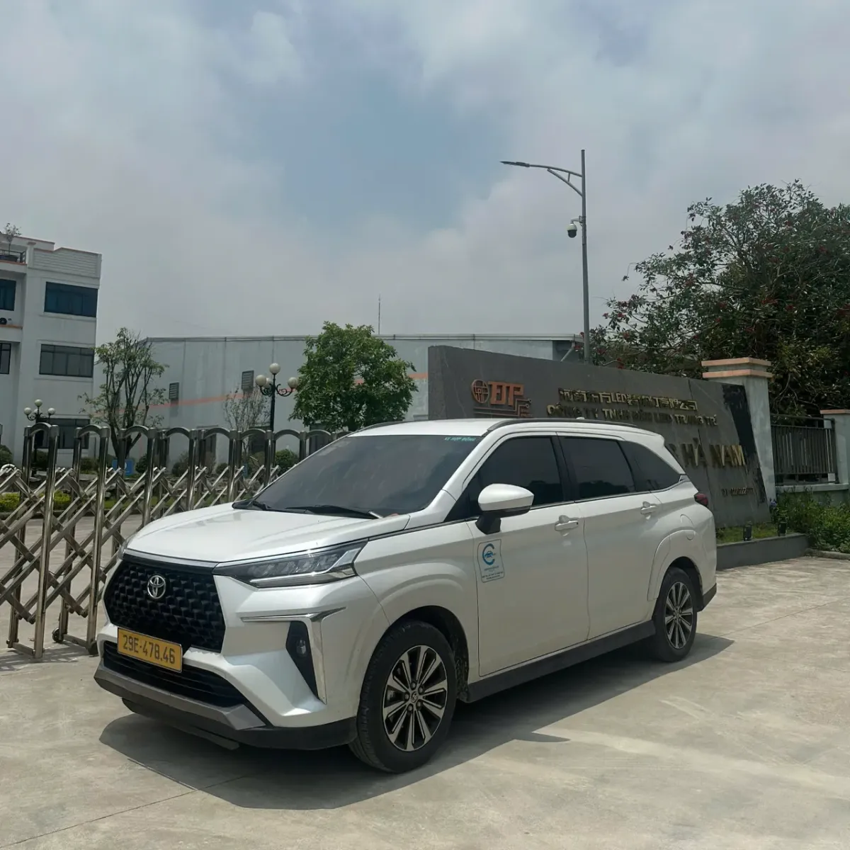 Xe 7 chỗ Bắc Ninh đi Móng Cái